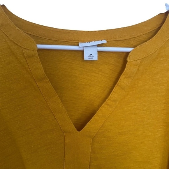 𝅺ava & Viv Yellow Gold Ballon Sleeve Embroidered Detailing V-Neck Top - Picture 3 of 6